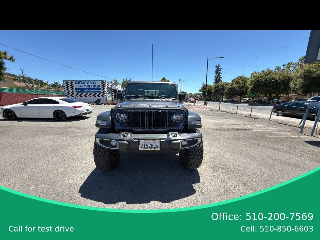 2024 JEEP Gladiator