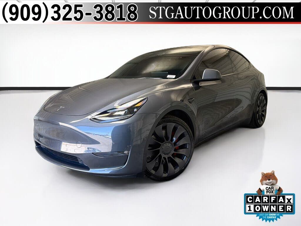 2022 TESLA Model Y