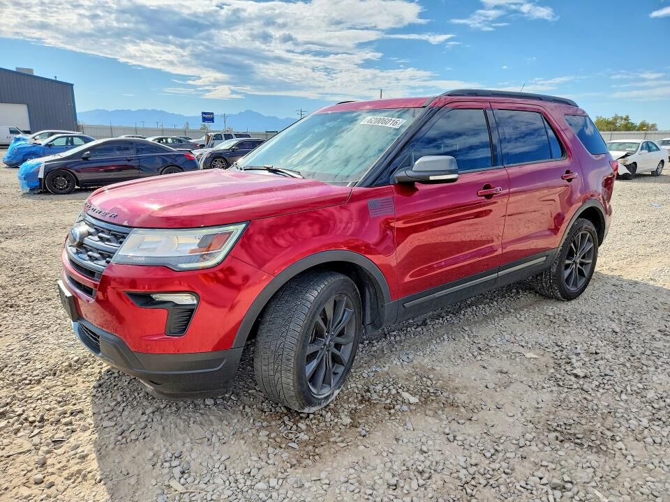 2018 FORD Explorer