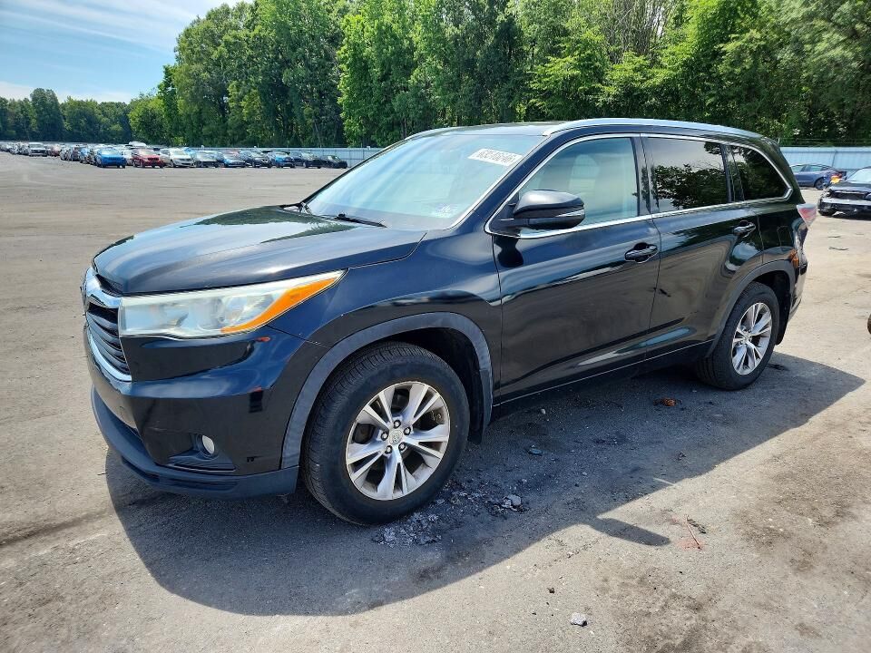 2014 TOYOTA Highlander