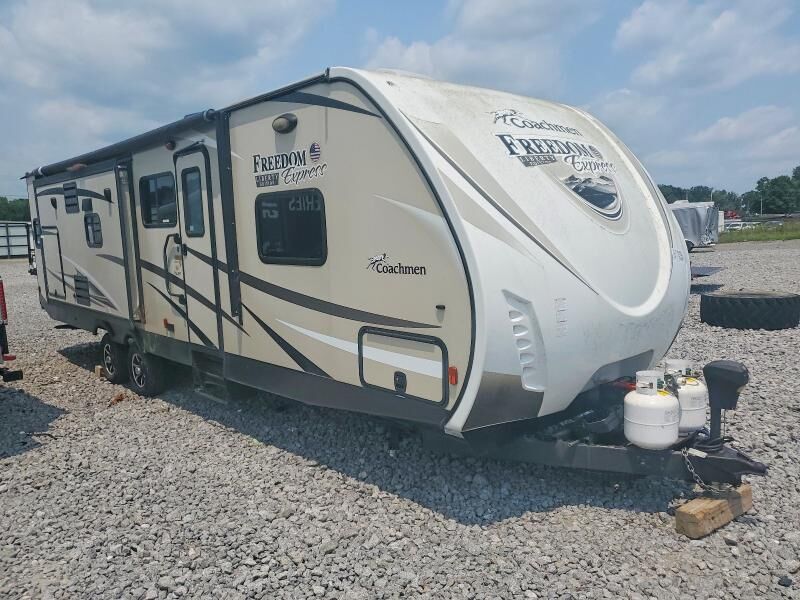 2017 FOREST RIVER Freedom Express