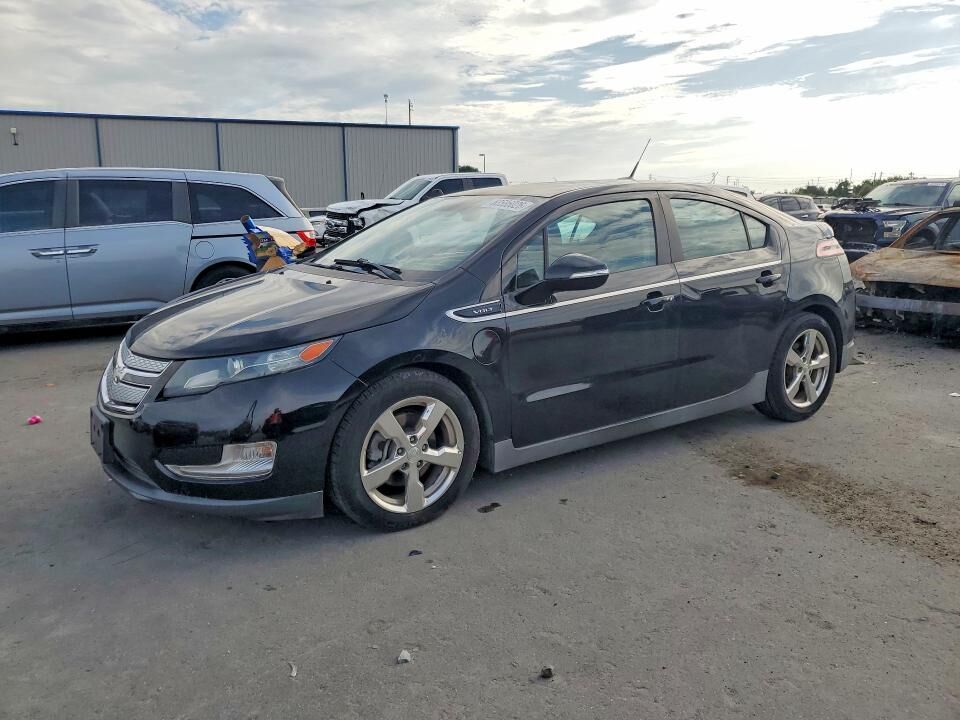 2013 CHEVROLET Volt