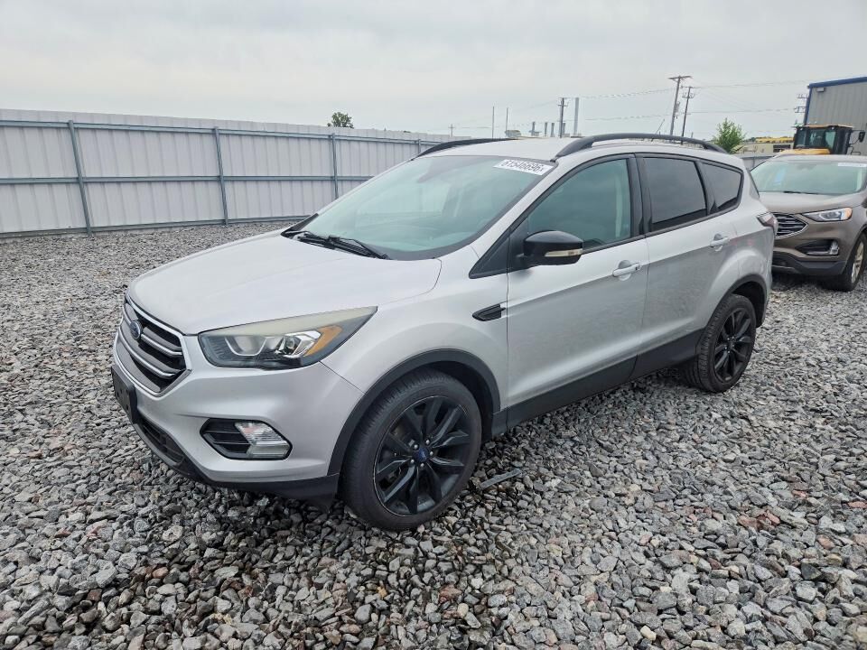 2017 FORD Escape