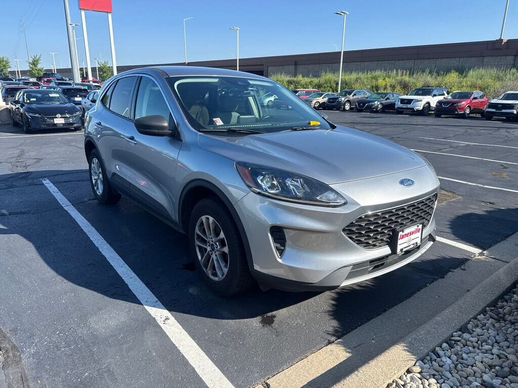 2022 FORD Escape