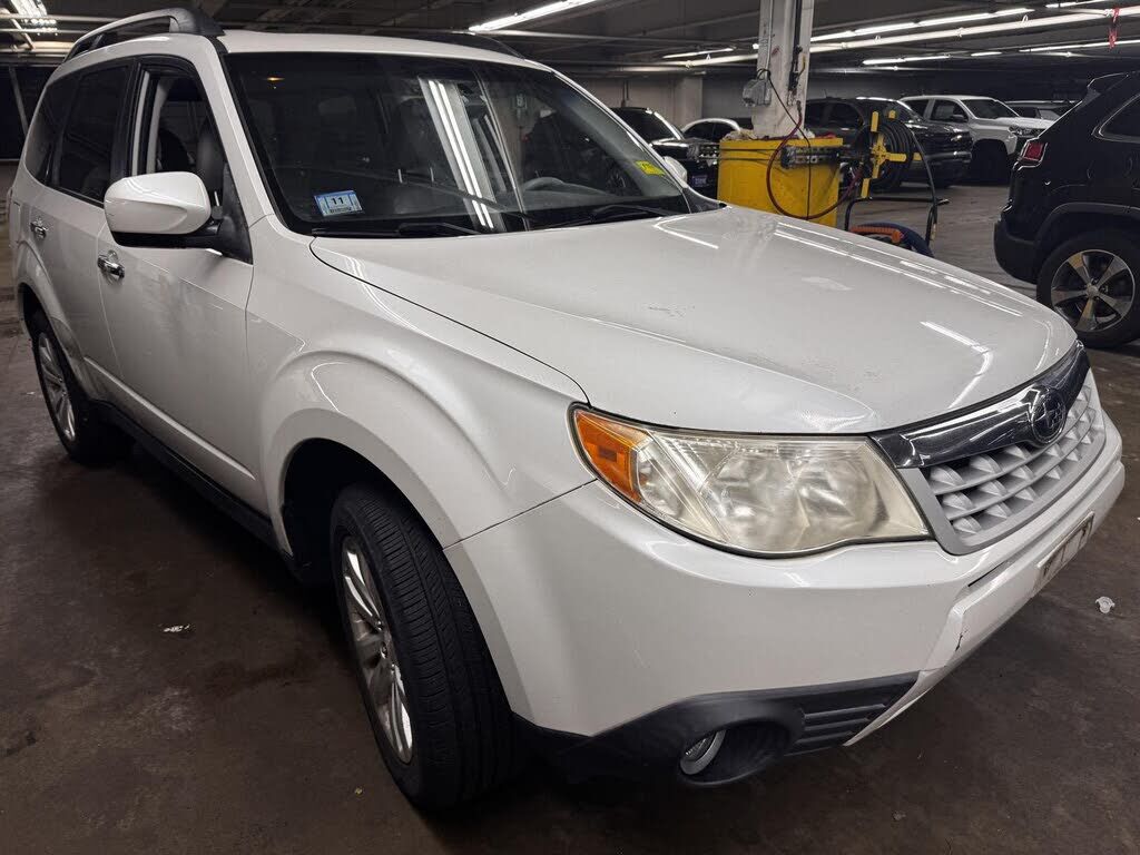 2011 SUBARU Forester
