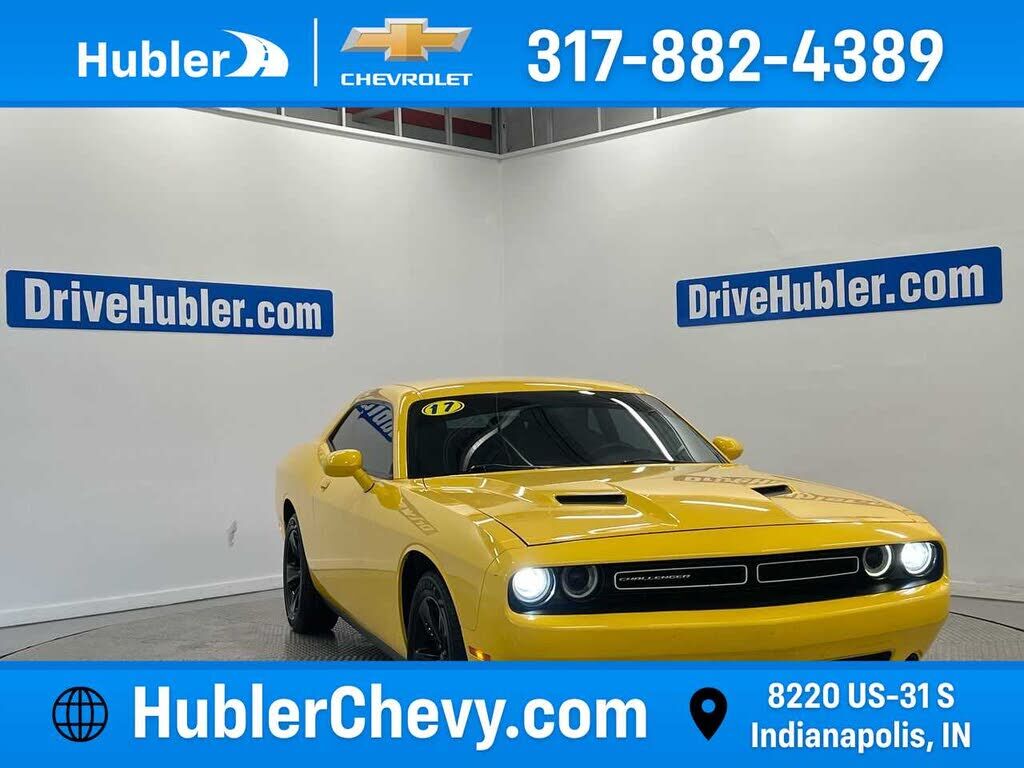 2017 DODGE Challenger