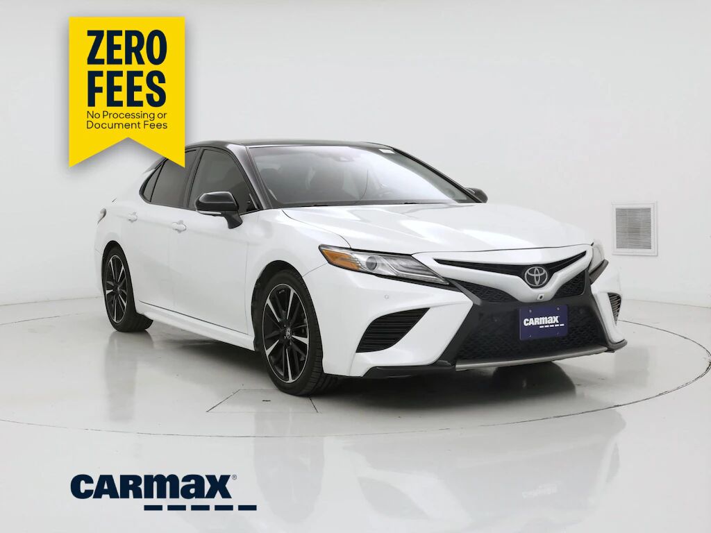 2019 TOYOTA Camry