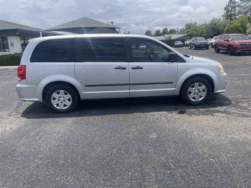 2012 DODGE Grand Caravan