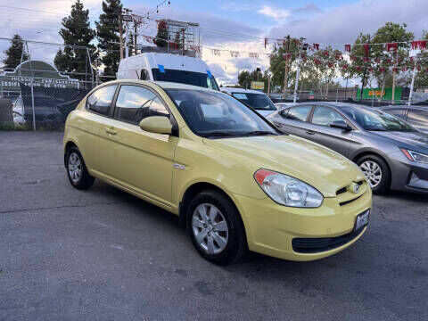 2009 HYUNDAI Accent
