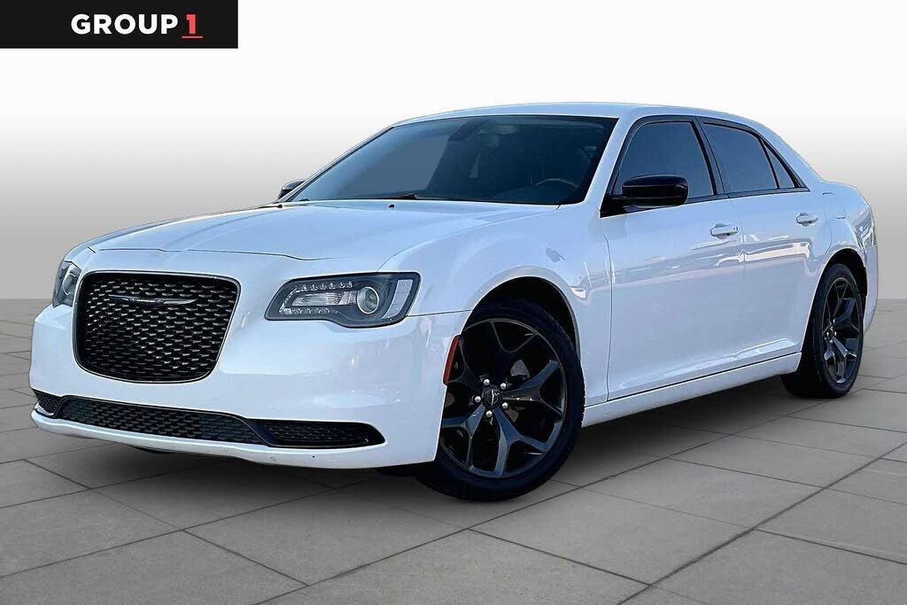 2021 CHRYSLER 300