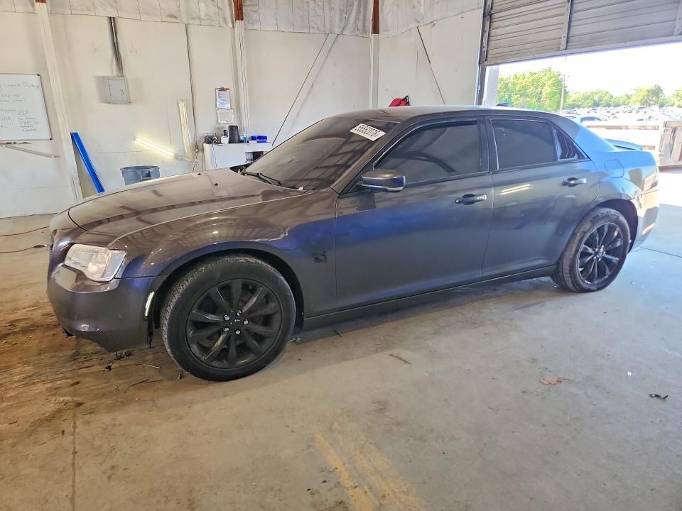 2015 CHRYSLER 300