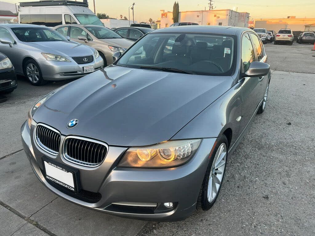 2011 BMW 3 Series
