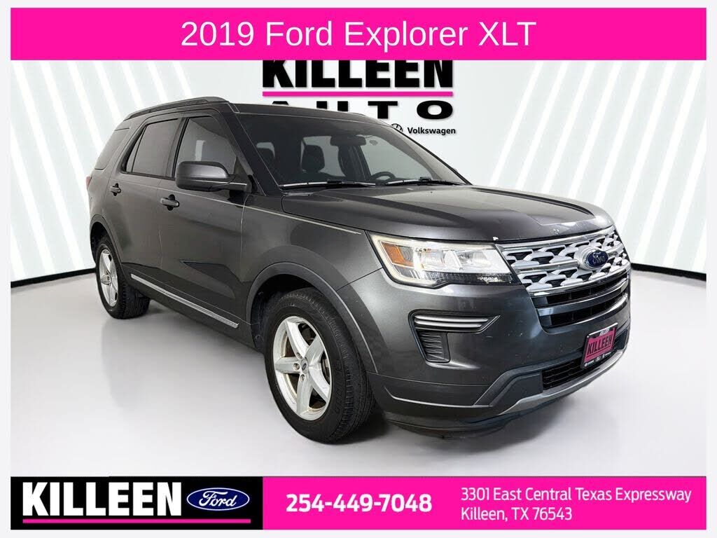 2019 FORD Explorer