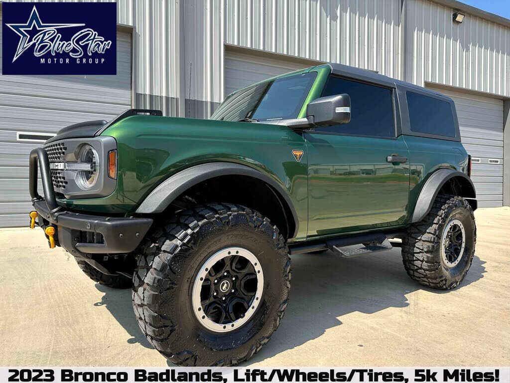 2023 FORD Bronco