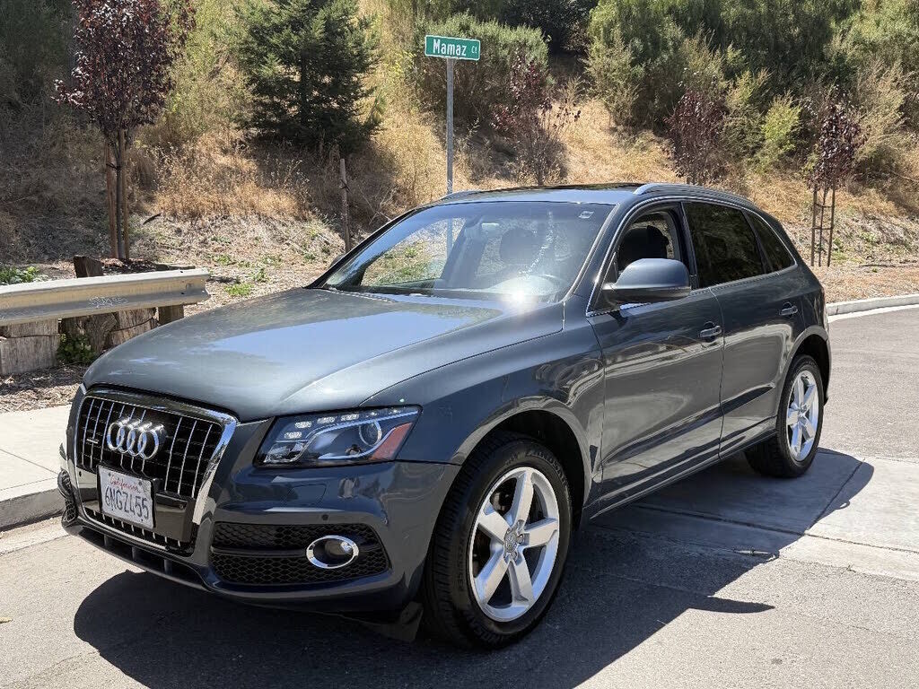 2011 AUDI Q5