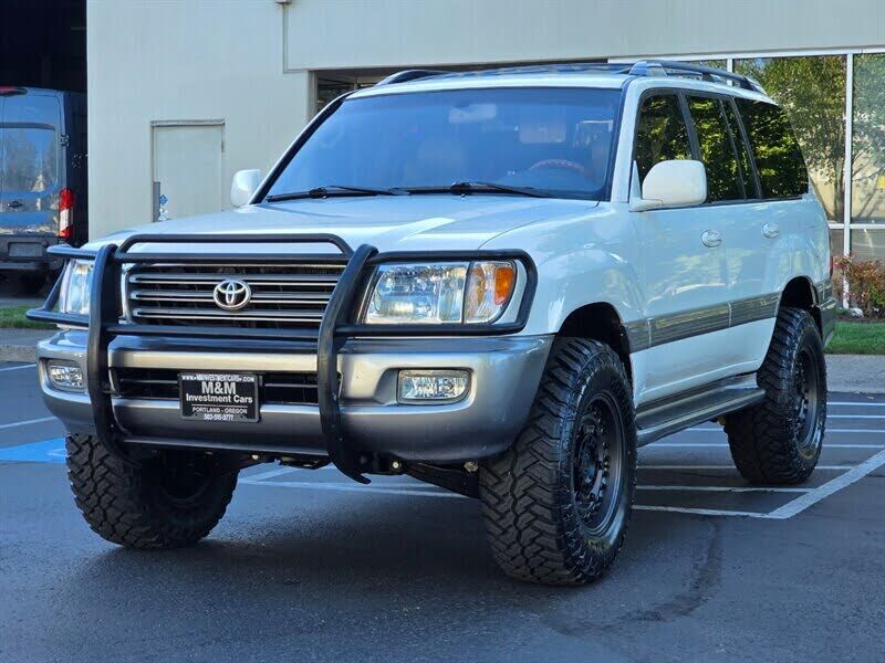 2003 TOYOTA Land Cruiser