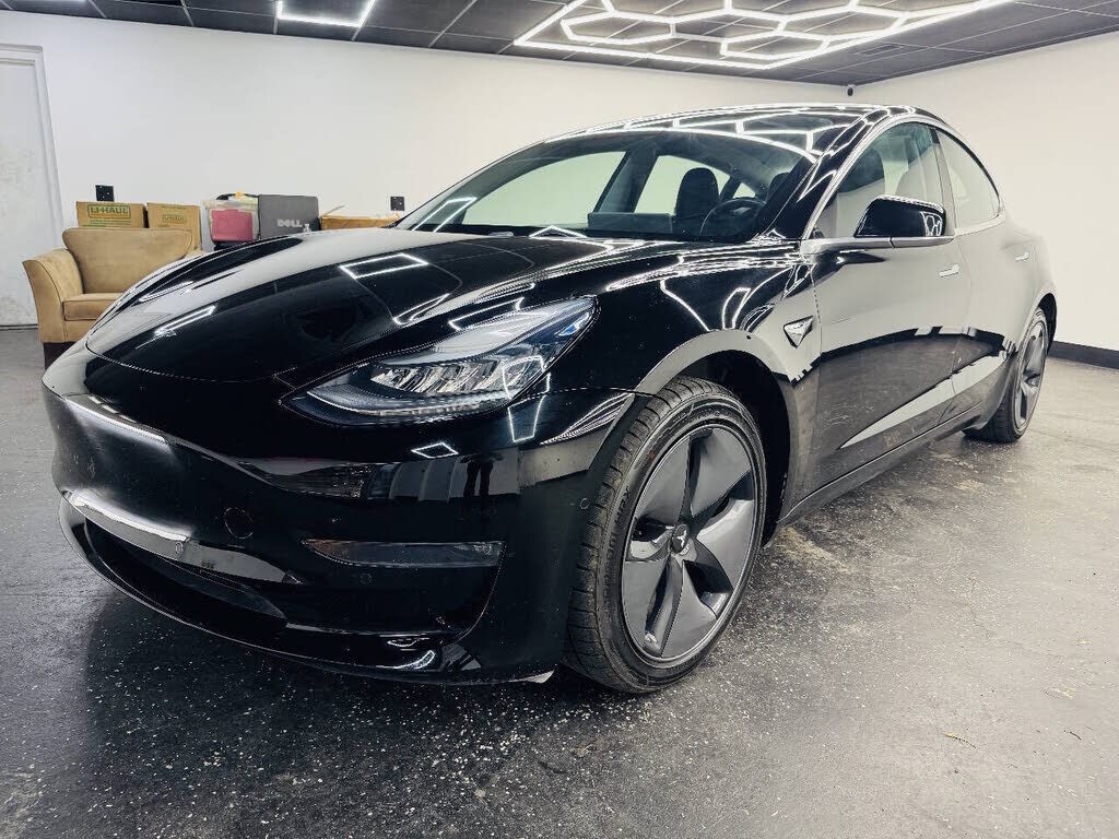 2019 TESLA Model 3