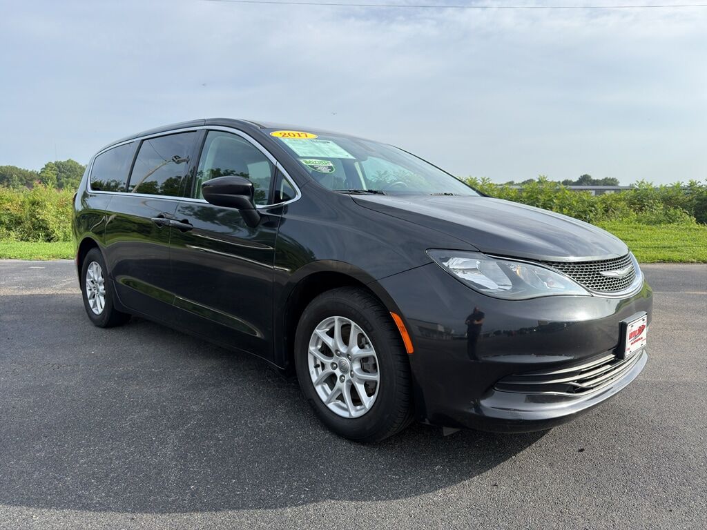 2017 CHRYSLER Pacifica