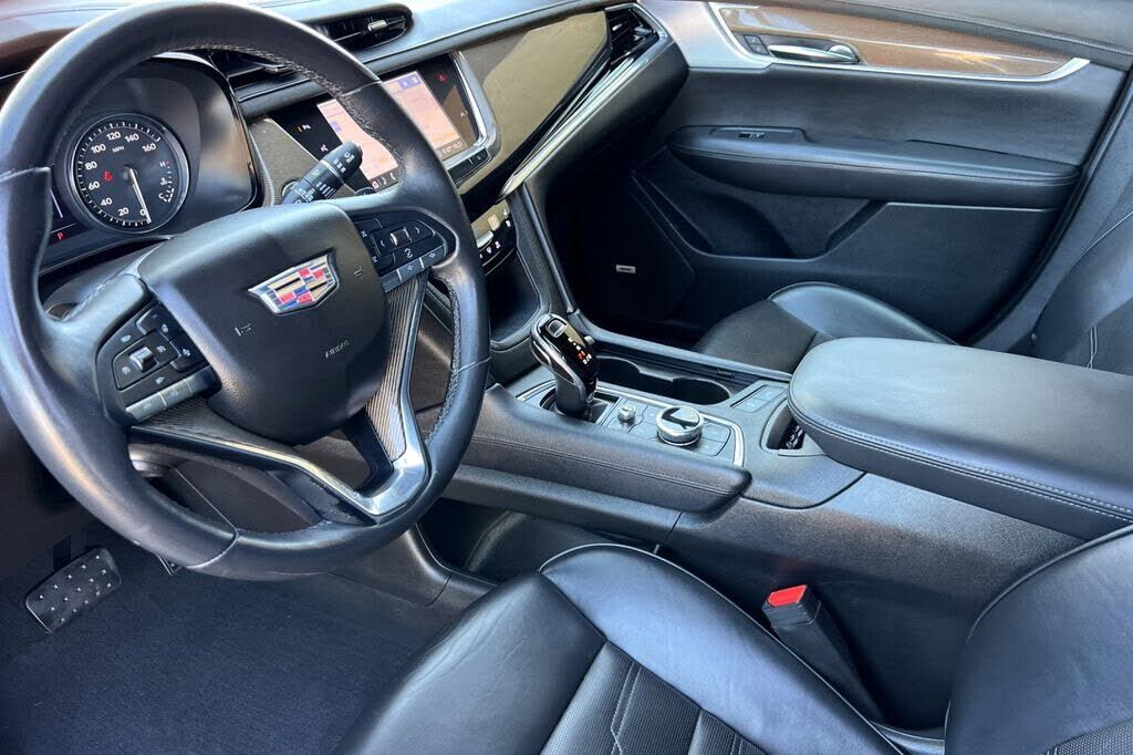 2020 CADILLAC XT6