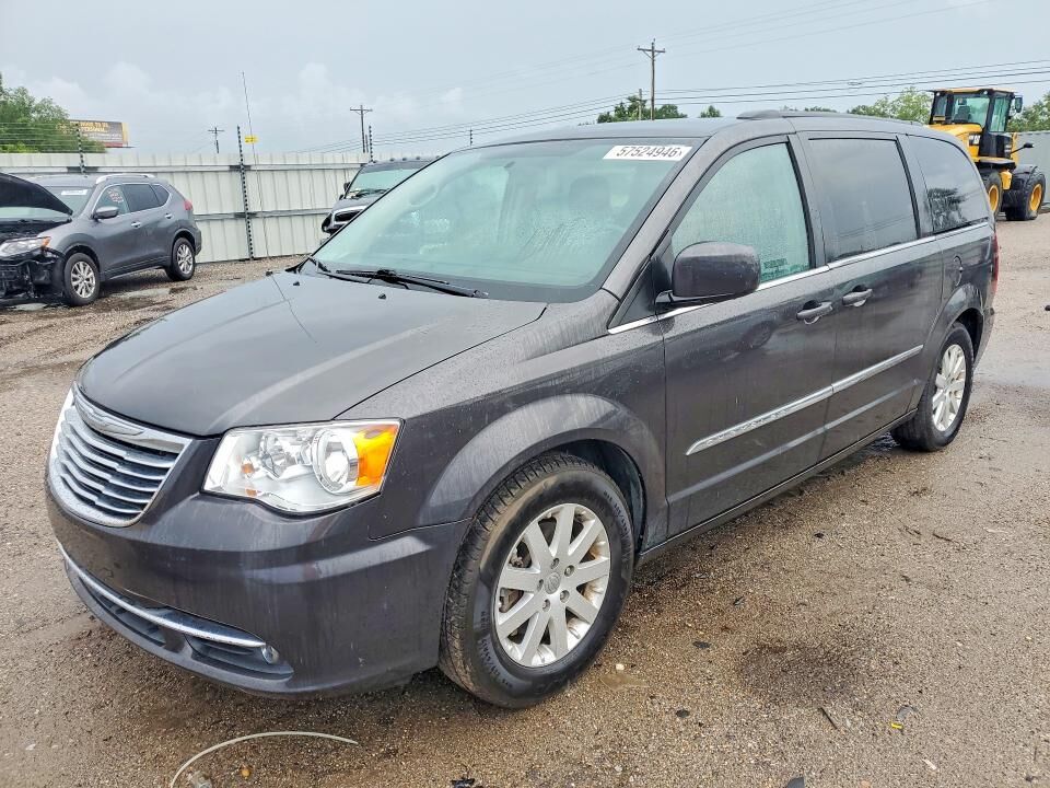 2015 CHRYSLER Town and Country