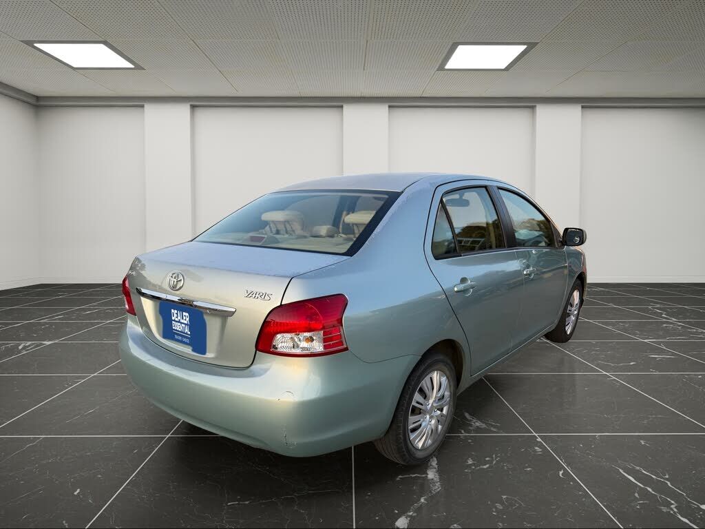 2008 TOYOTA Yaris