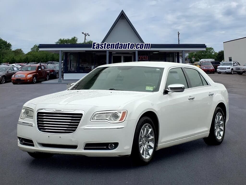 2013 CHRYSLER 300