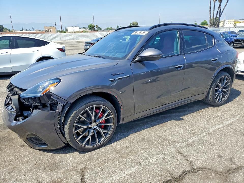2023 MASERATI Grecale