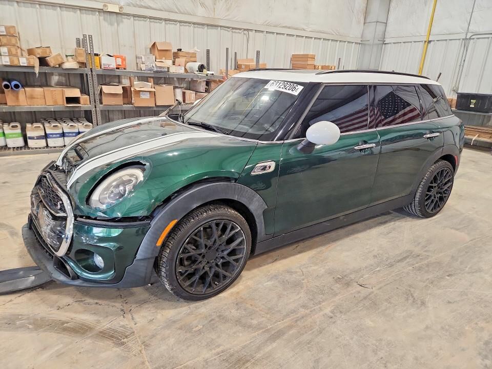 2016 MINI Clubman