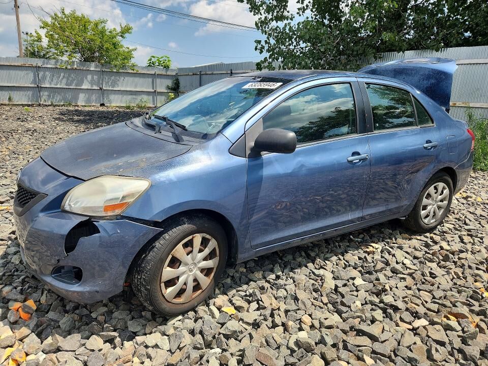 2012 TOYOTA Yaris