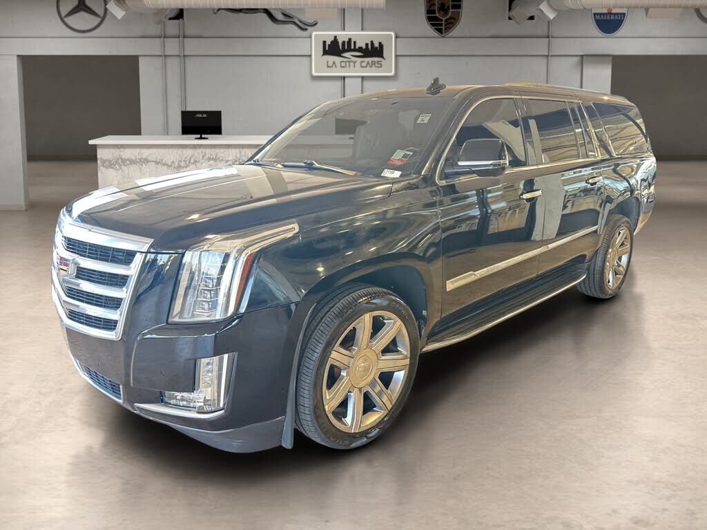 2018 CADILLAC Escalade ESV