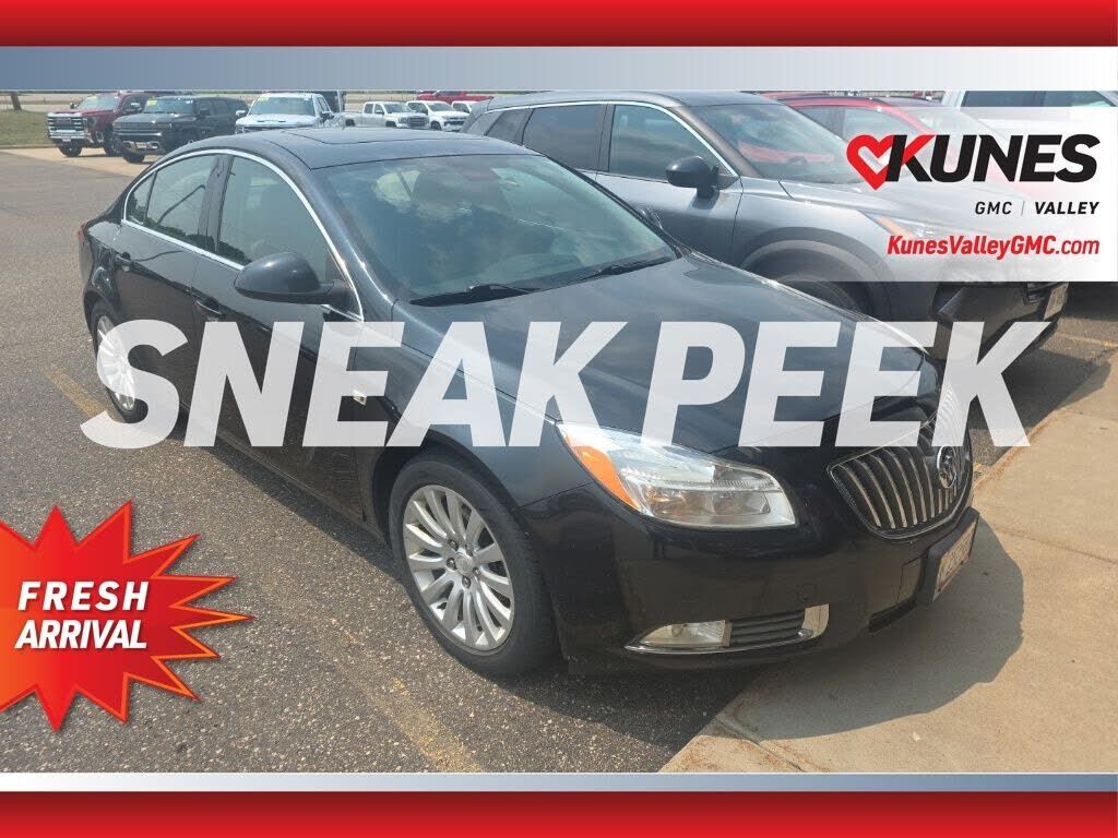 2011 BUICK Regal