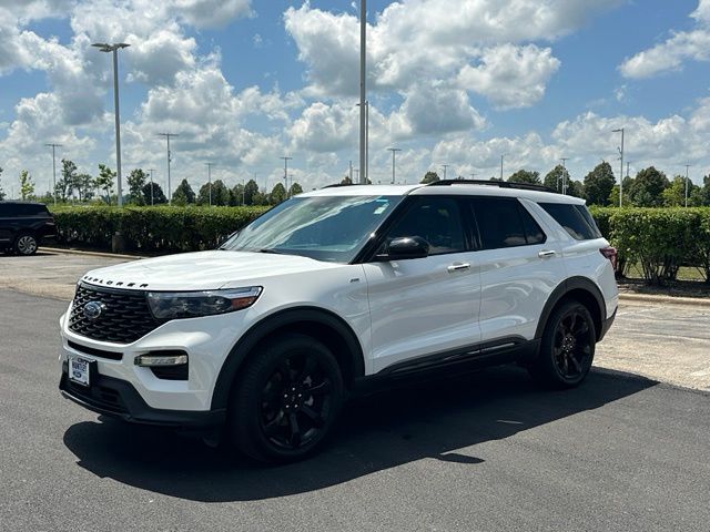 2023 FORD Explorer