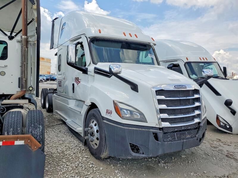 2022 FREIGHTLINER New Cascadia 126" Sleepercab