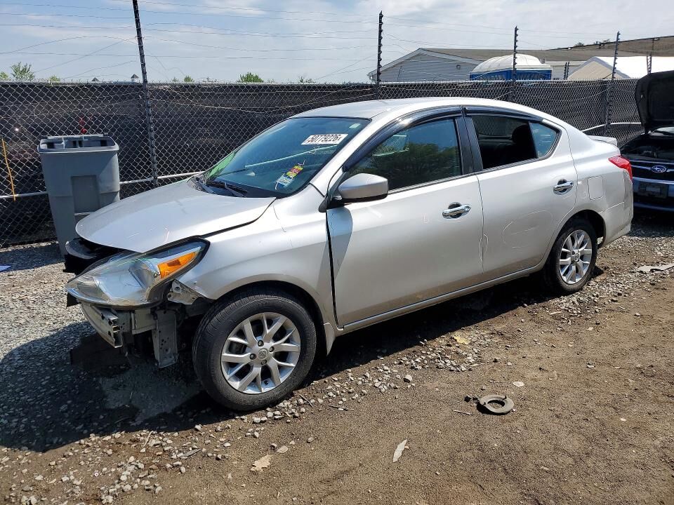 2018 NISSAN Versa