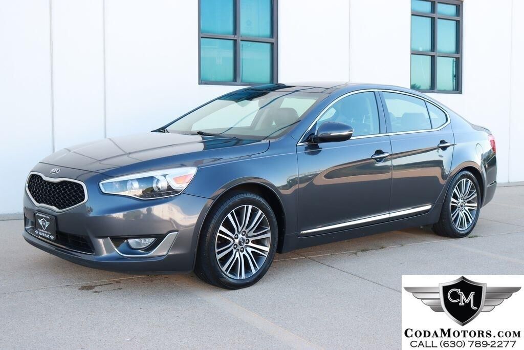 2014 KIA Cadenza