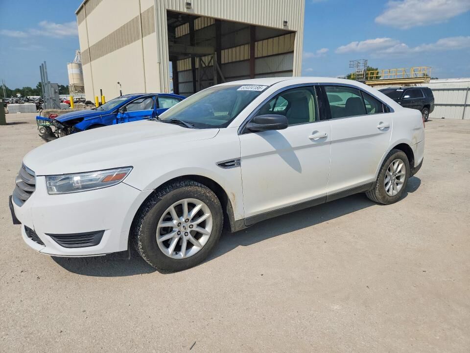 2013 FORD Taurus