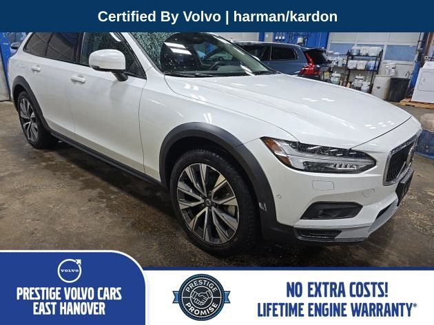 2025 VOLVO V90CC