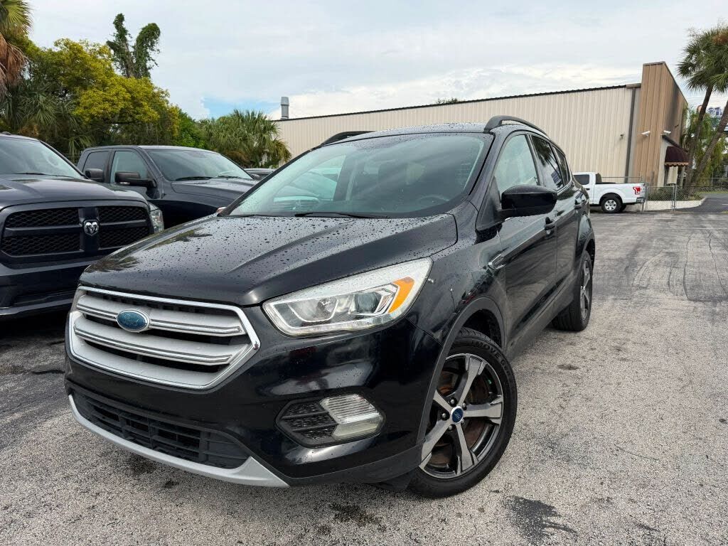 2018 FORD Escape
