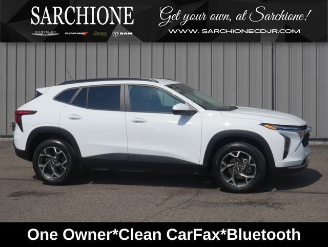 2025 CHEVROLET Trax