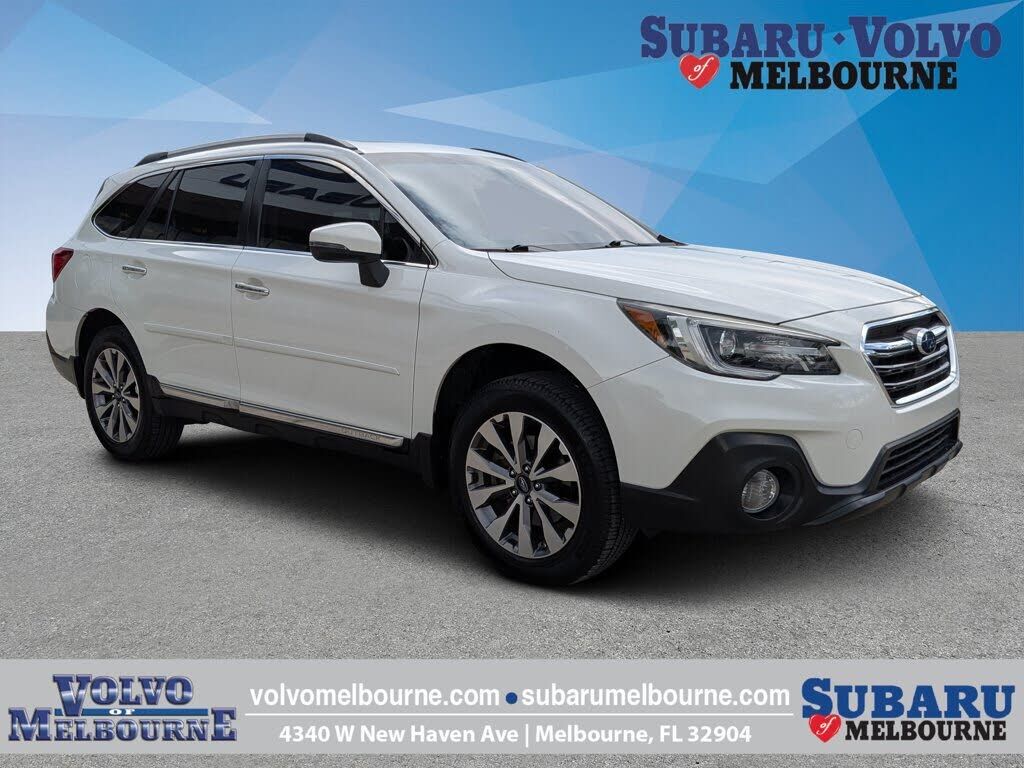 2018 SUBARU Outback