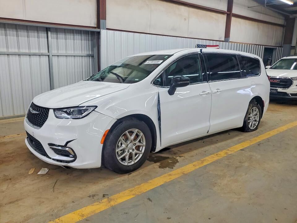 2025 CHRYSLER Pacifica