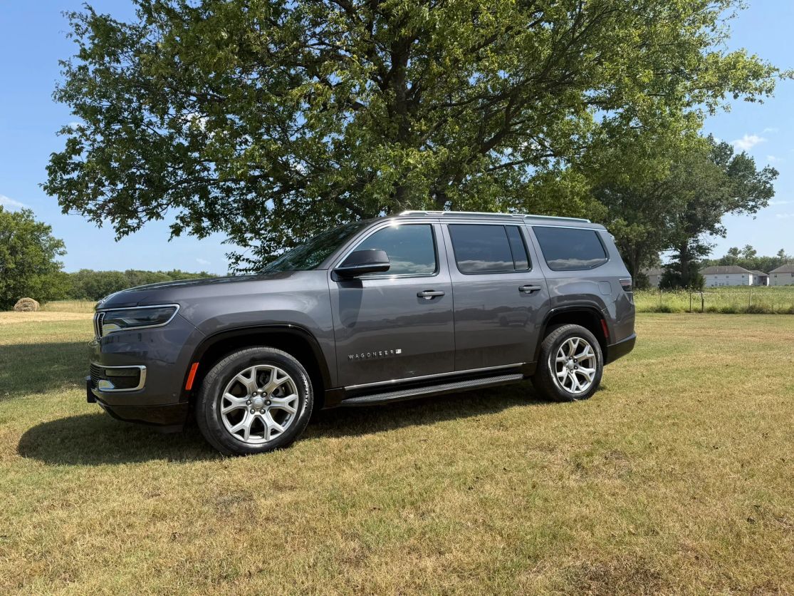 2022 JEEP Wagoneer