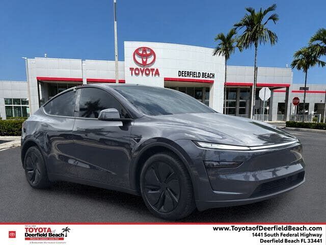 2026 TESLA Model Y