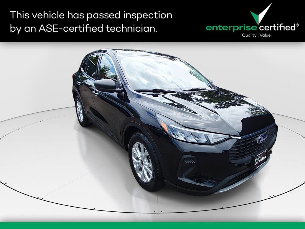 2024 FORD Escape