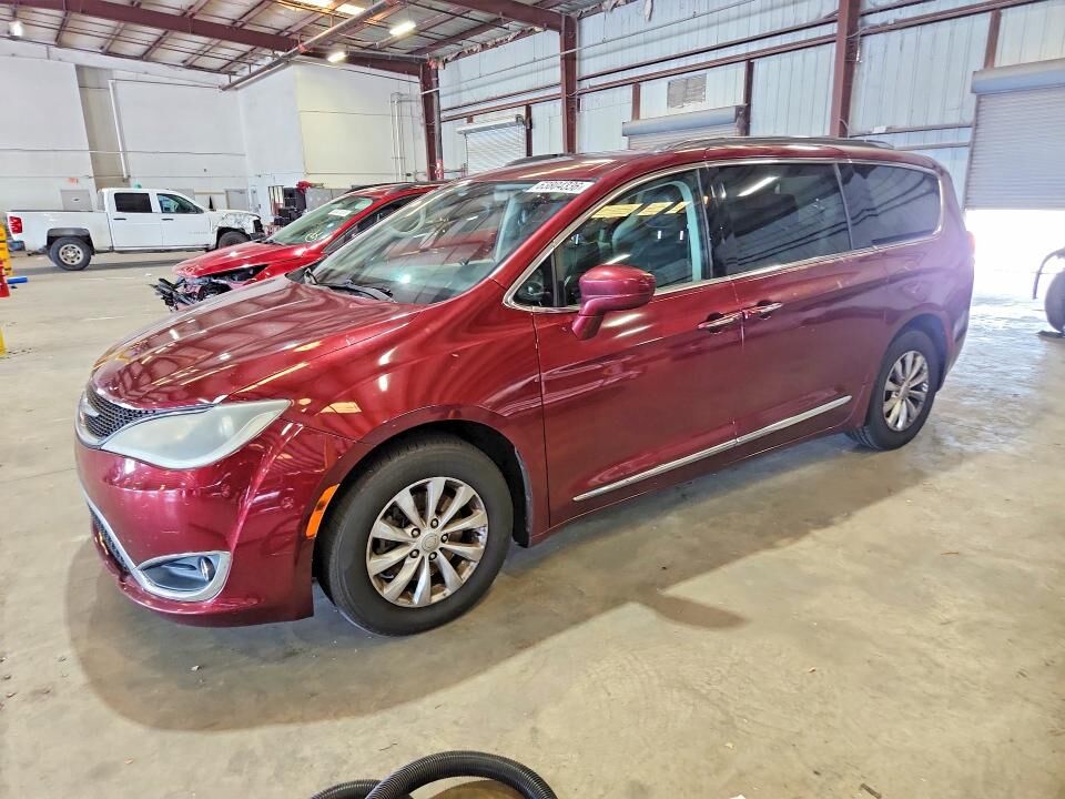 2018 CHRYSLER Pacifica