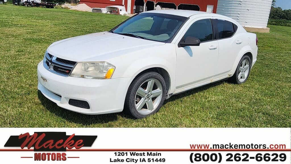2013 DODGE Avenger