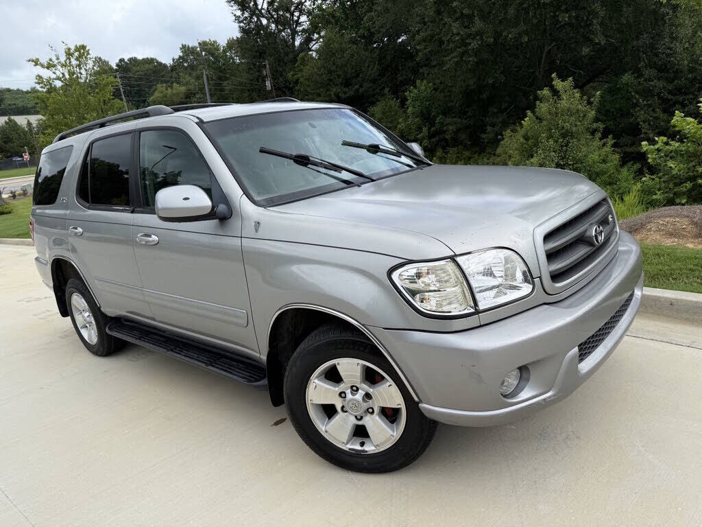 2004 TOYOTA Sequoia