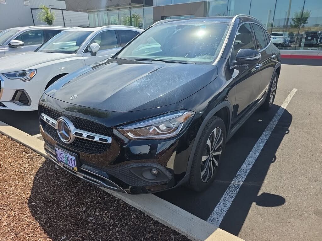 2023 MERCEDES-BENZ GLA-Class
