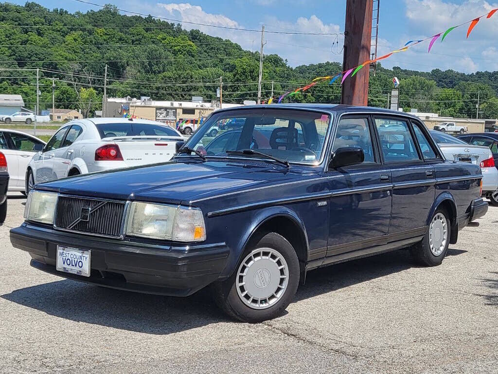1989 VOLVO 240 Series
