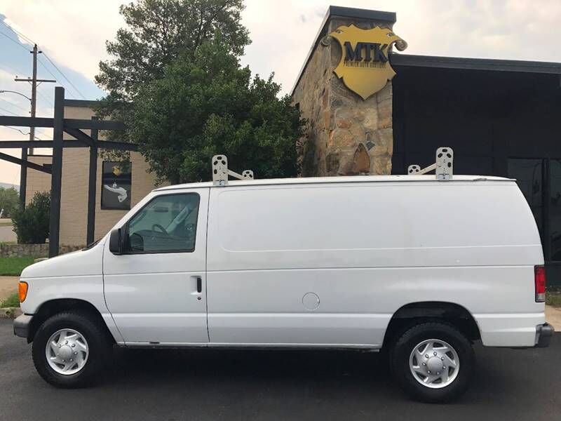 2003 FORD E-350